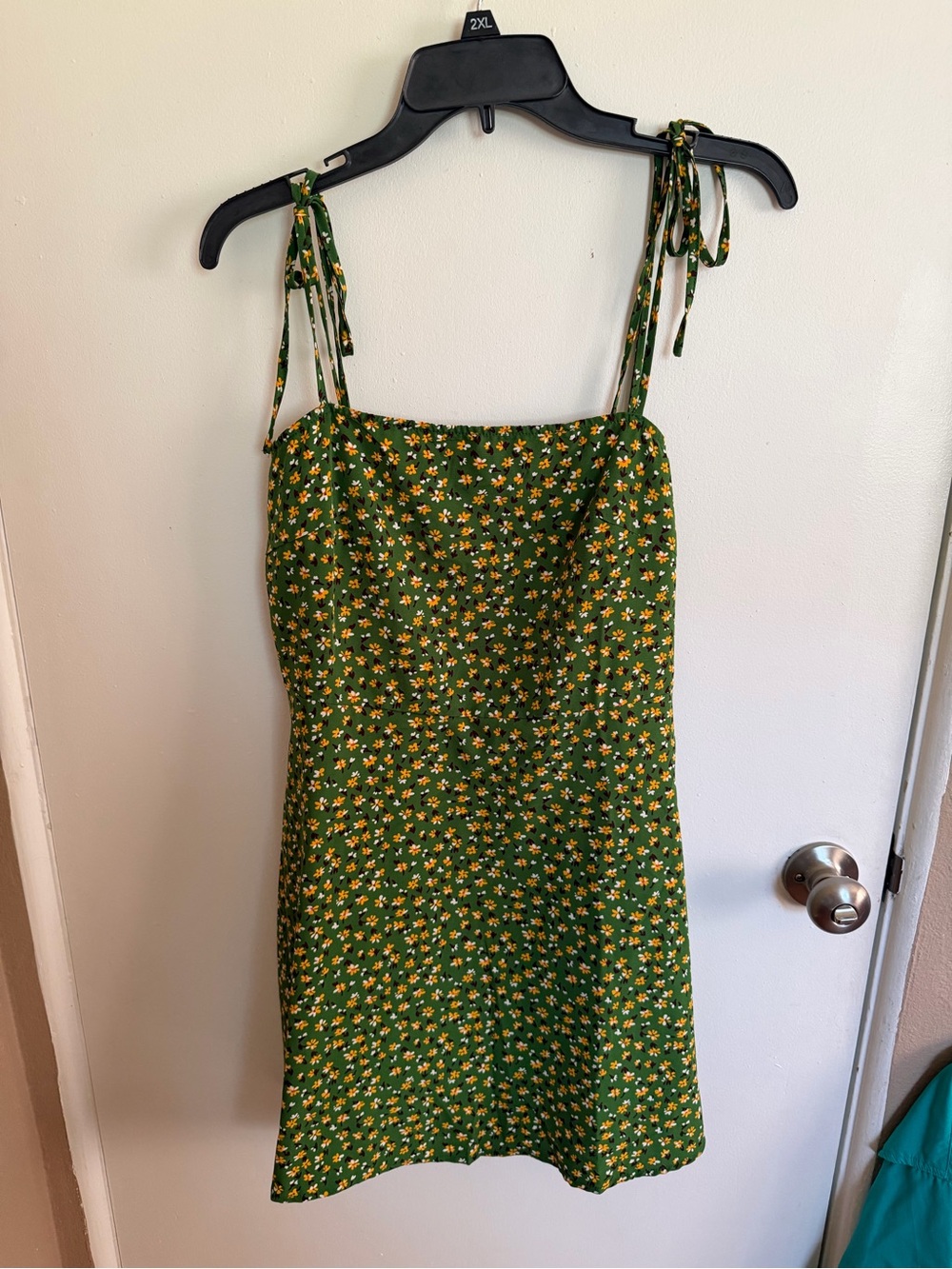 SHEIN Green Floral Tie-Strap Mini Dress